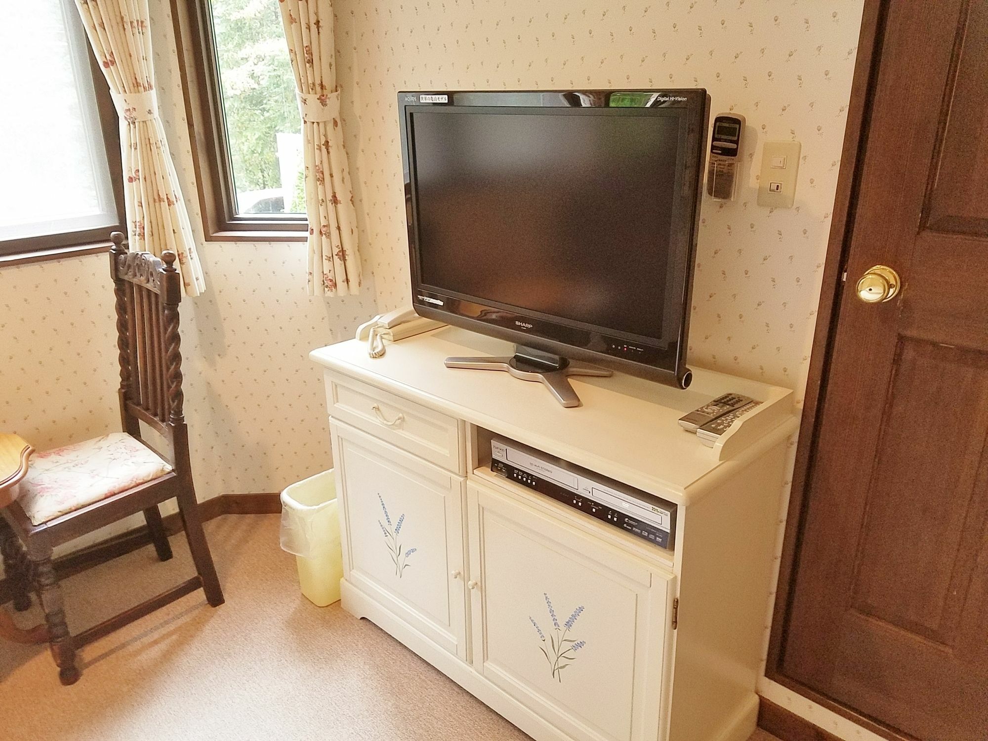 Gusthof Lumiere Hotell Fujikawaguchiko Exteriör bild
