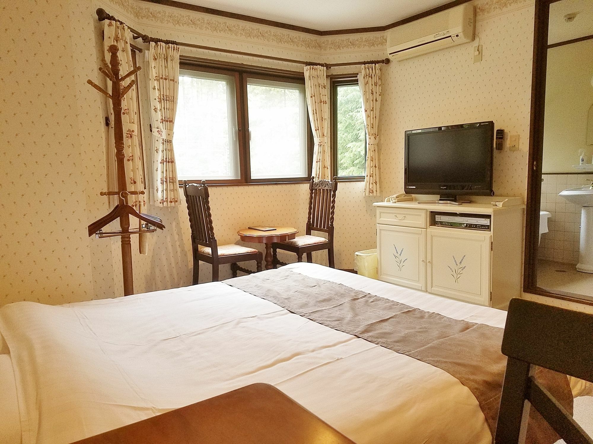 Gusthof Lumiere Hotell Fujikawaguchiko Exteriör bild